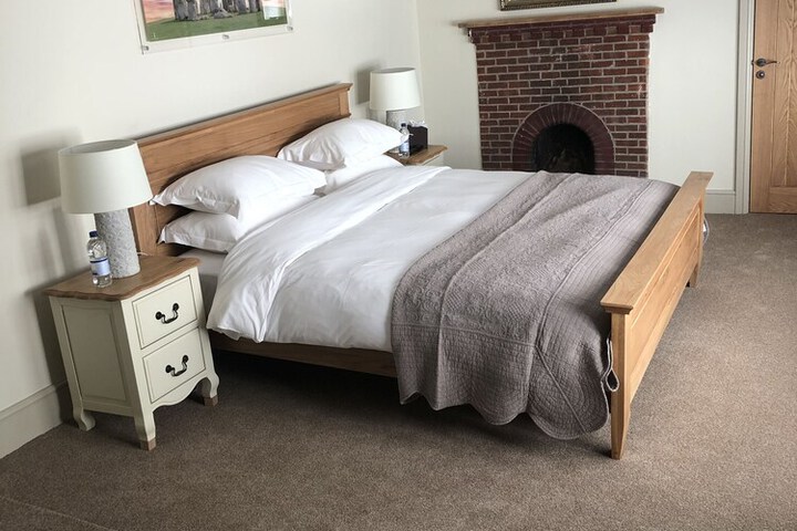 Room 25 of 86