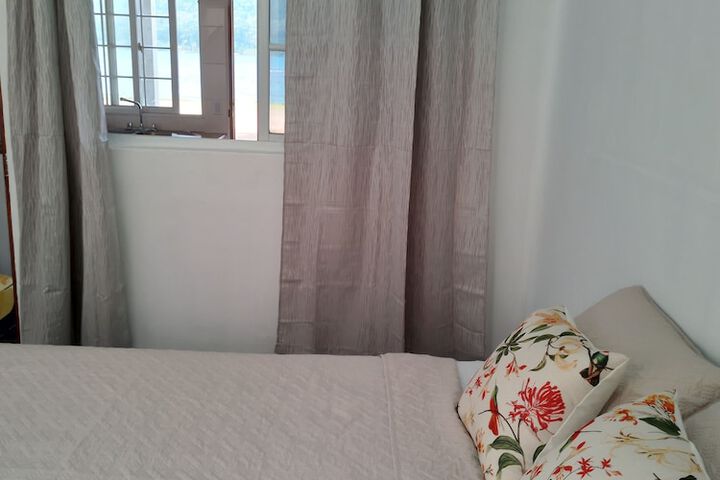 Room 4 of 53