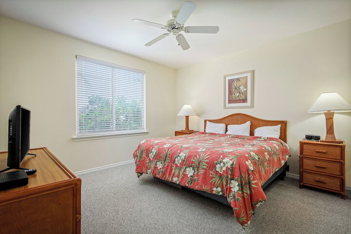 Room 8 of 229