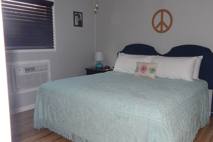 Room 46 of 114