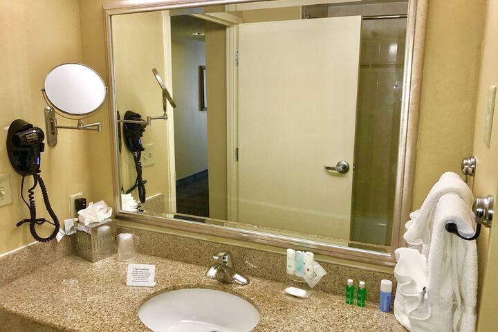Bathroom amenities