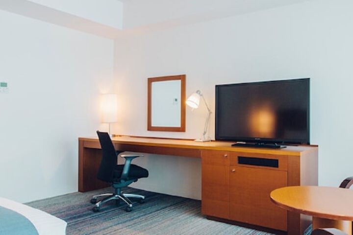 Room 11 of 89