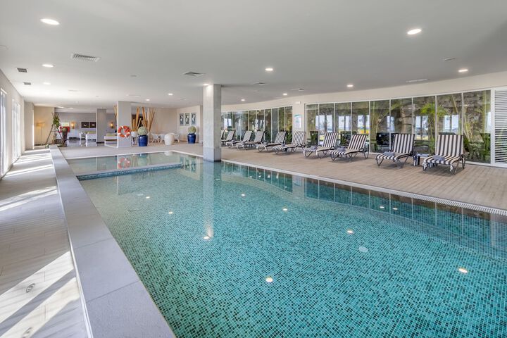 Pool 15 of 54