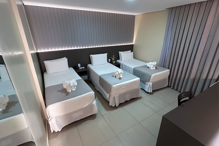 Room 34 of 103