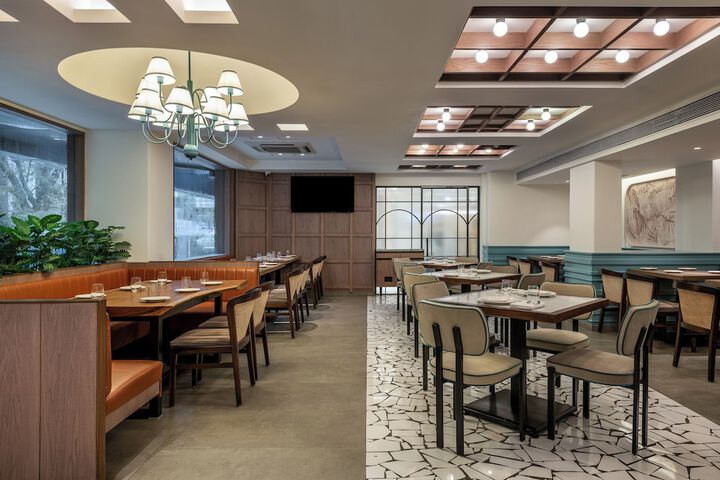 Dining Photos