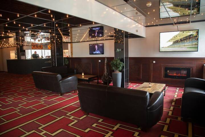 Hotel Interior 4 of 67