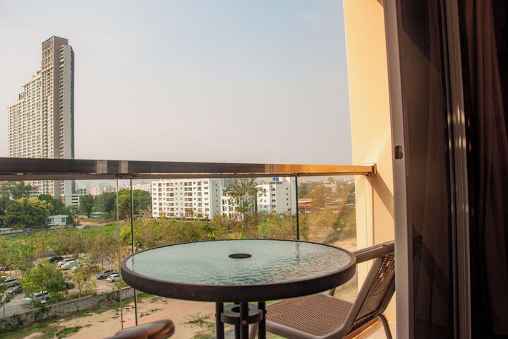 Terrace/Patio 160 of 168