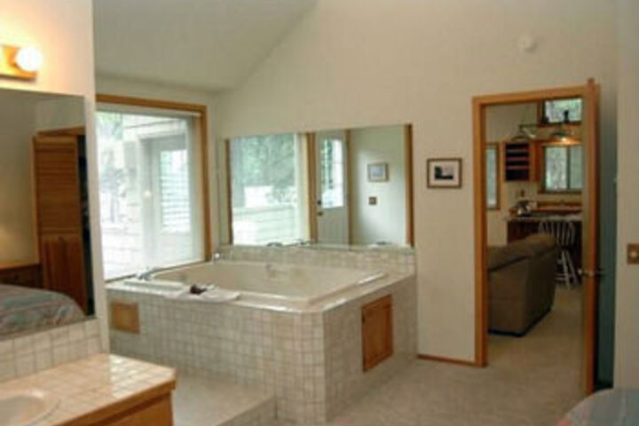 Room 2 of 36