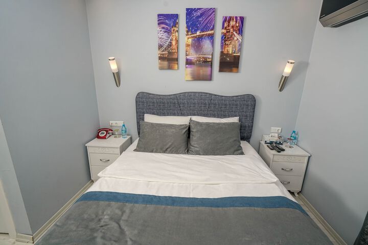 Room 16 of 55