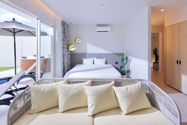 Room 20 of 64