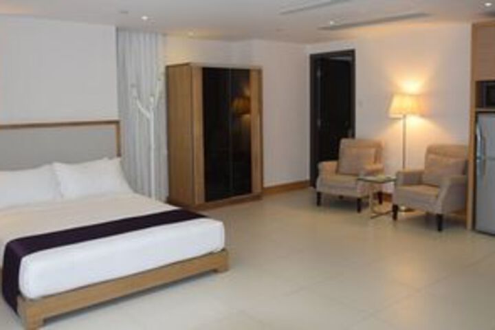 Room 15 of 53
