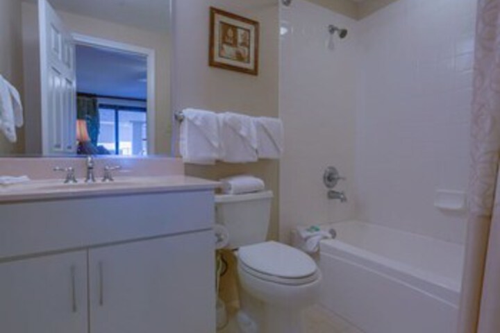 Room 21 of 148