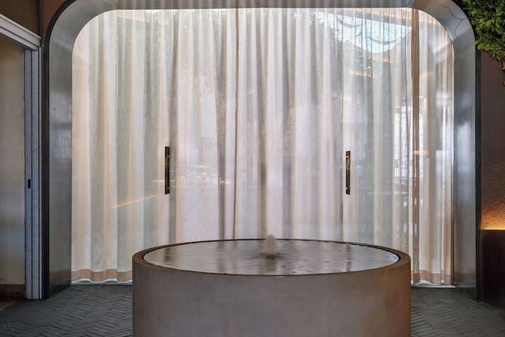Hotel Interior 8 of 86