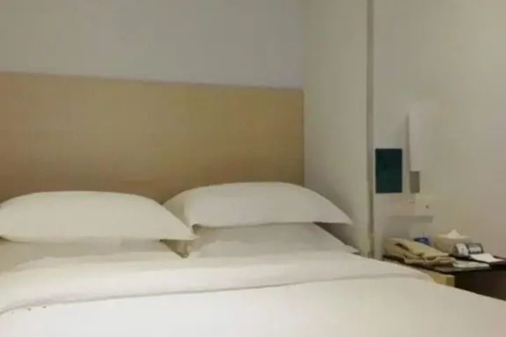 City Express Hotel