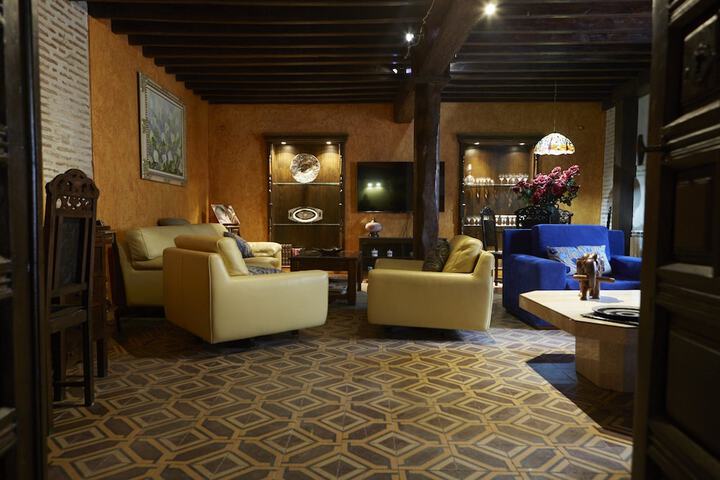 Hotel Interior 2 of 33