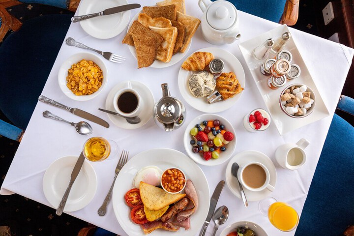 Breakfast/Coffee Service 117 of 153