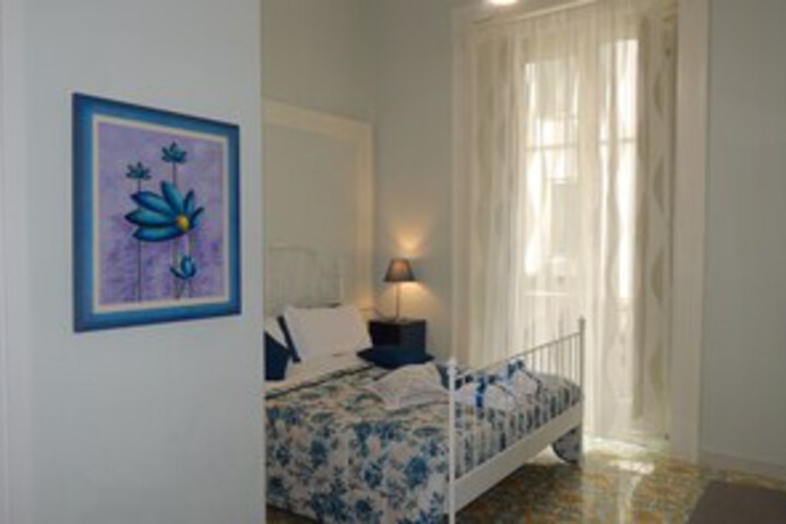 Room 43 of 48