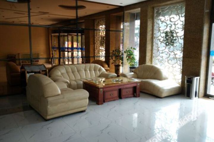 Hotel Interior 7 of 15