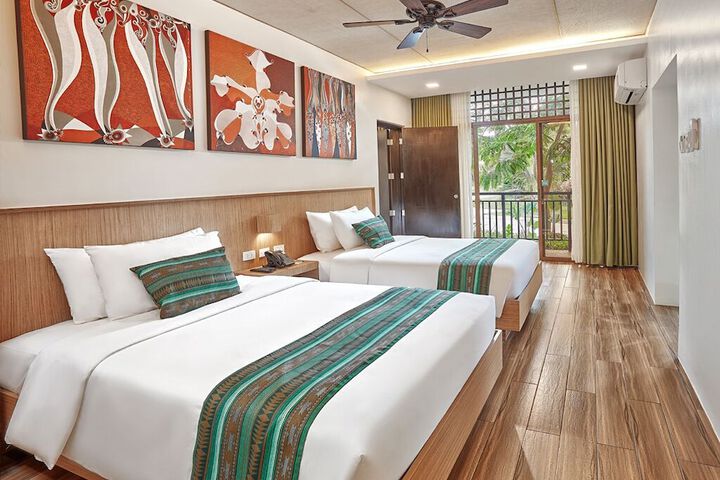 Room 4 of 49