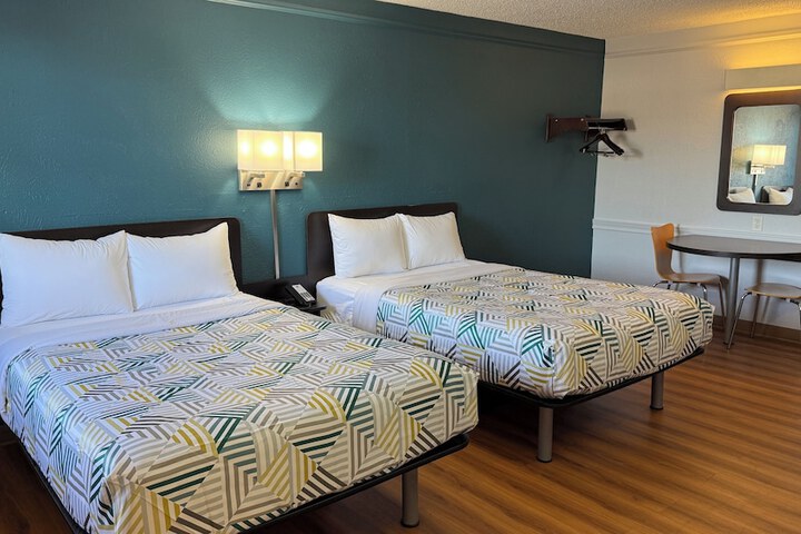 Room 7 of 21