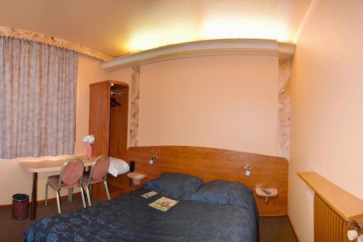 Room 21 of 62