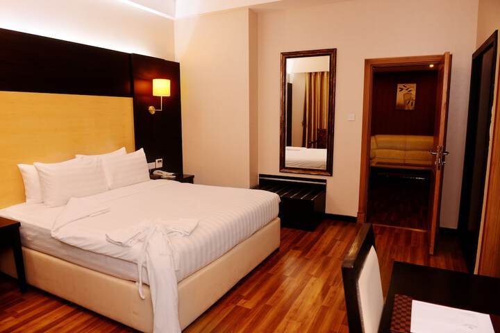 Room 25 of 56