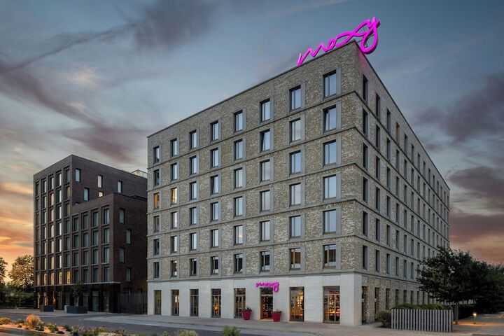 Hotel 84 of 88