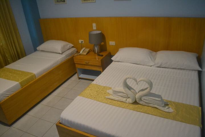 Room 14 of 36