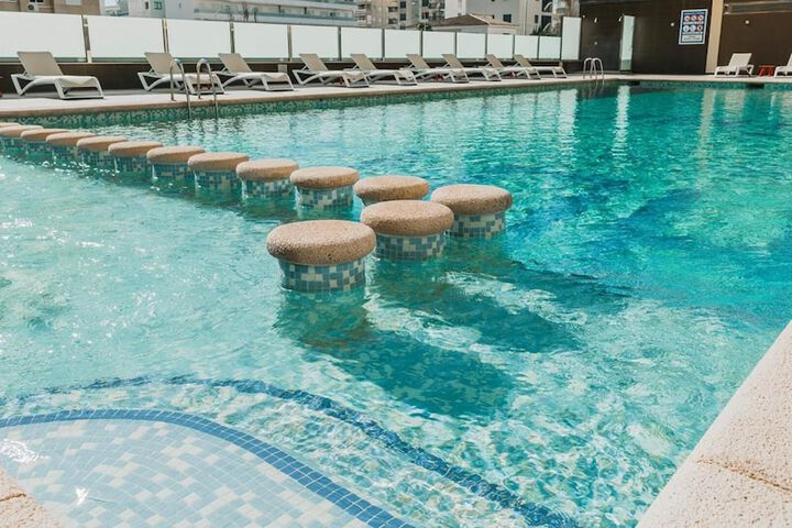 Pool 22 of 53