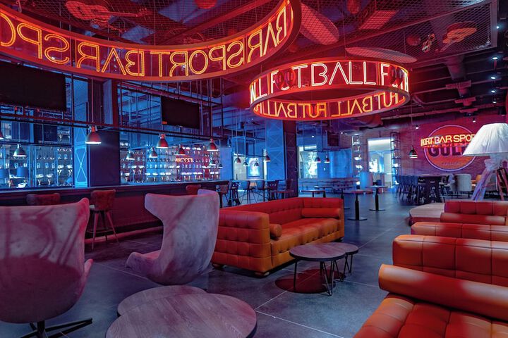 Lounge 190 of 271