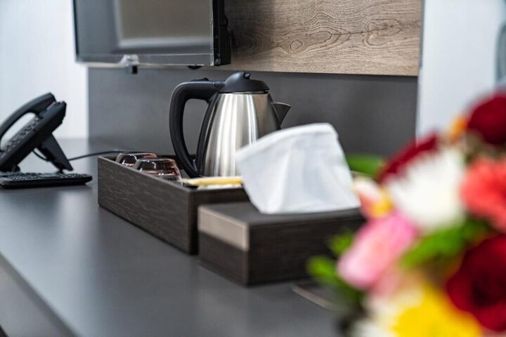 Breakfast/Coffee Service 21 of 34