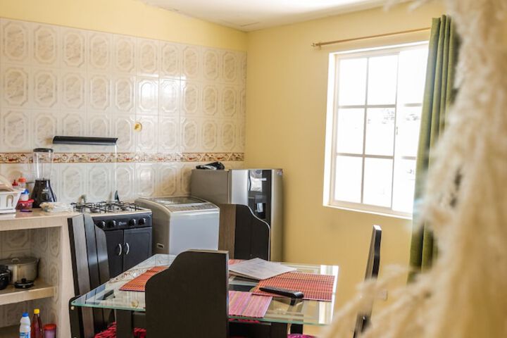 Room 15 of 145