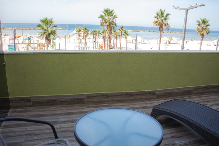 Terrace/Patio 9 of 12