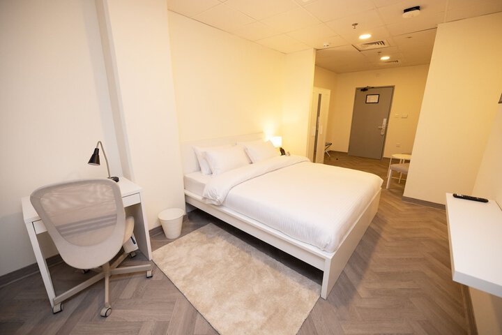 Room 14 of 25