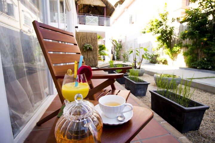 Terrace/Patio 7 of 20