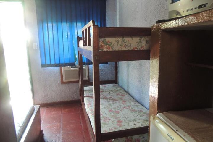 Room 21 of 31