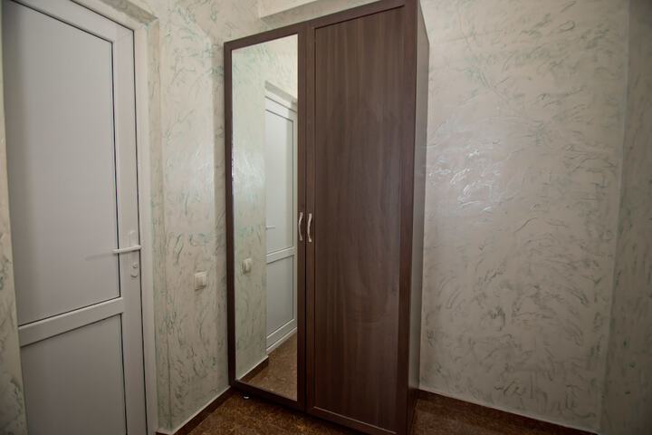 Room 65 of 93