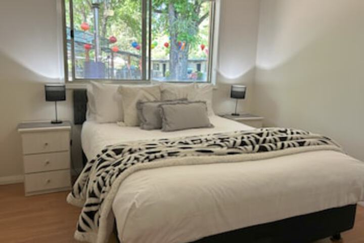 Room 52 of 252
