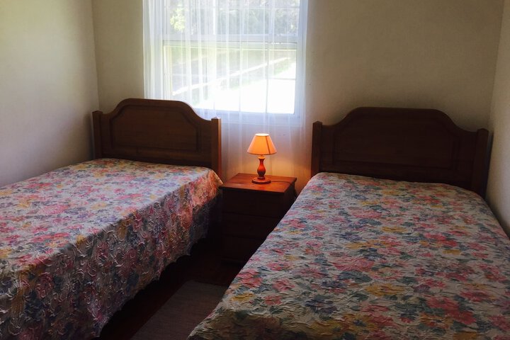Room 6 of 28