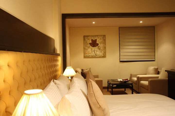 Room 6 of 22