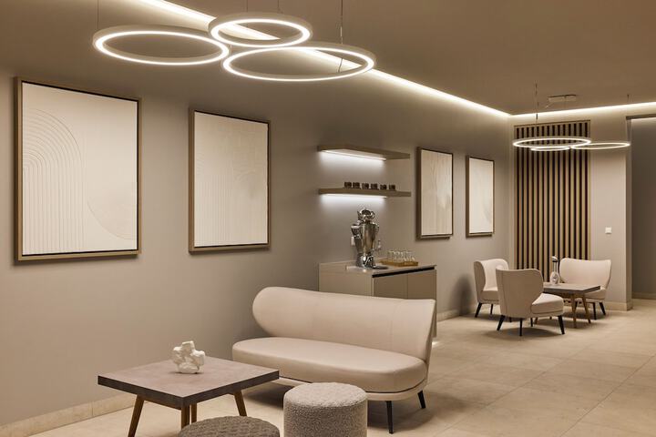 Hotel Interior 54 of 128
