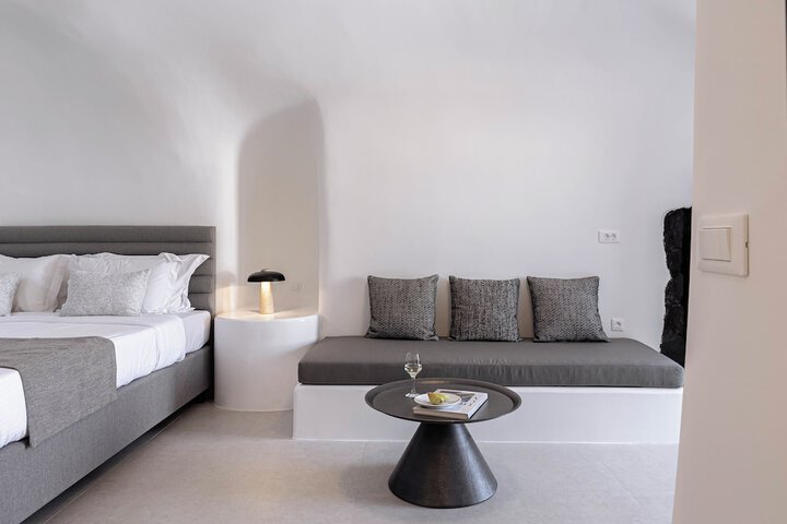 Room 17 of 51