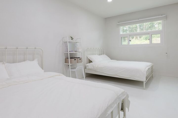 Room 16 of 125
