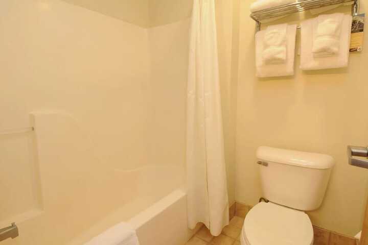 Room 8 of 20