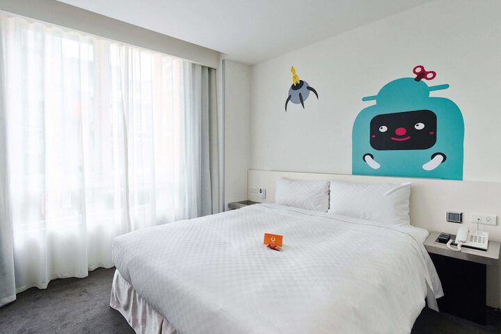 Room 7 of 51