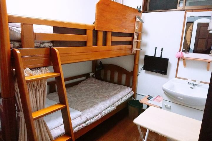 Room 13 of 55