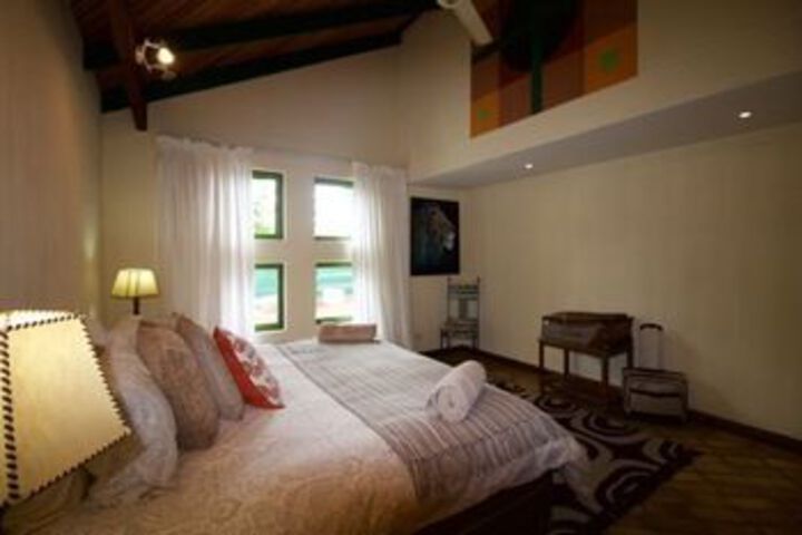 Room 8 of 24