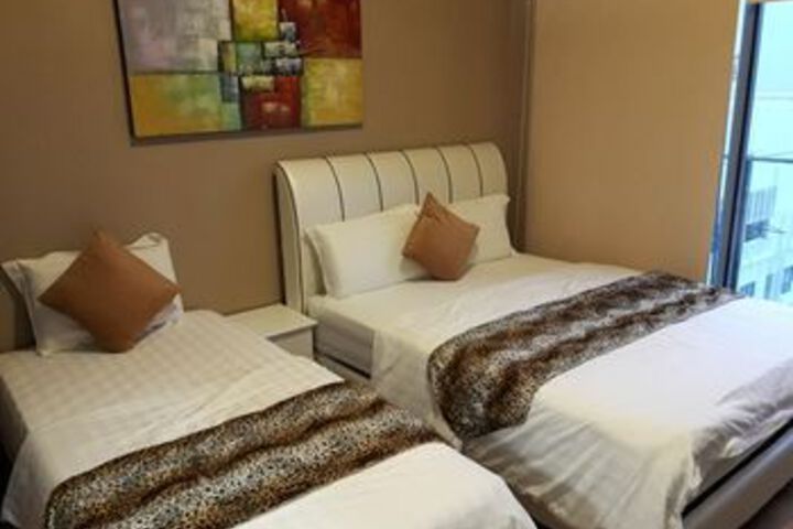 Room 5 of 22