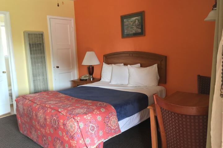 Room 7 of 49