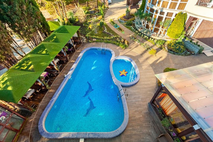 Hotel 157 of 158